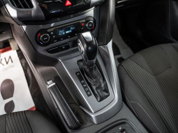 Ford Focus III с пробегом 2012 года, цена 800 000 рублей, 234188 км, седан, Автокод Объявления