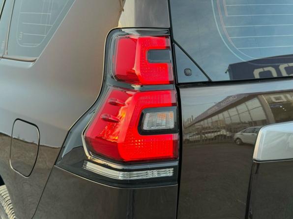 Toyota Land Cruiser Prado 150 Series Рестайлинг 3 с пробегом 2021 года, цена 6 000 000 рублей, 24490 км, внедорожник, Автокод Объявления