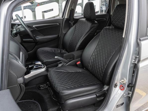Honda Fit III Рестайлинг с пробегом 2017 года, цена 1 165 000 рублей, 122009 км, хэтчбек, Автокод Объявления