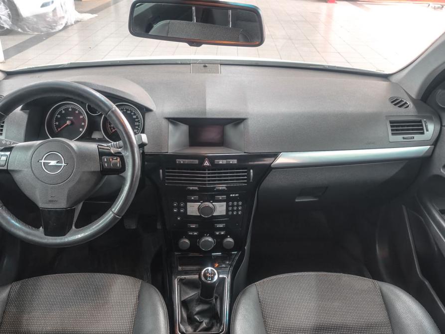 Opel Astra H Рестайлинг Ростов-на-Дону  - изображение 8