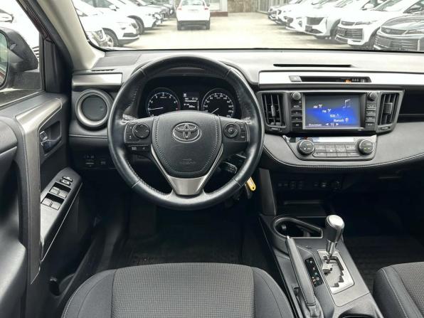 Toyota RAV4 IV (XA40) Рестайлинг с пробегом 2017 года, цена 2 699 000 рублей, 50000 км, внедорожник, Автокод Объявления