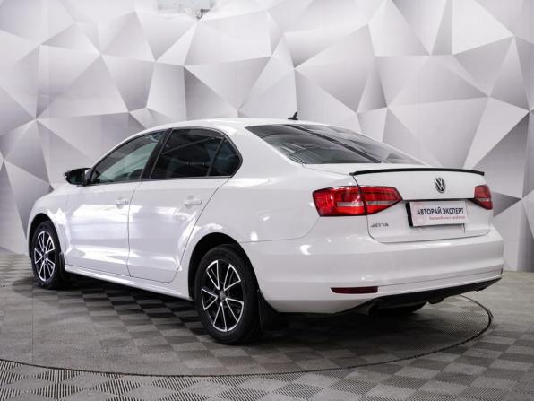 Volkswagen Jetta VI Рестайлинг с пробегом 2015 года, цена 977 000 рублей, 205000 км, седан, Автокод Объявления