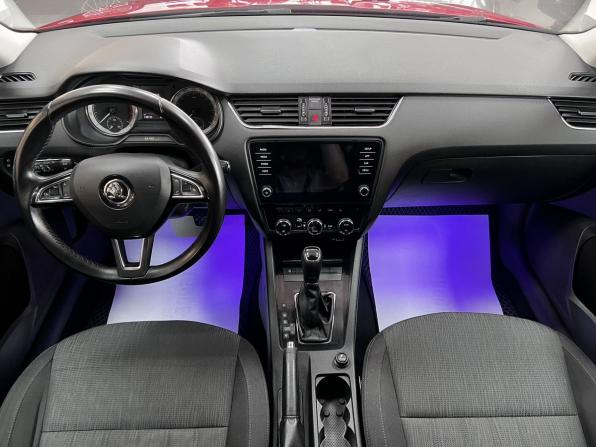 Skoda Octavia III (A7) Рестайлинг с пробегом 2017 года, цена 1 545 000 рублей, 148735 км, лифтбек, Автокод Объявления