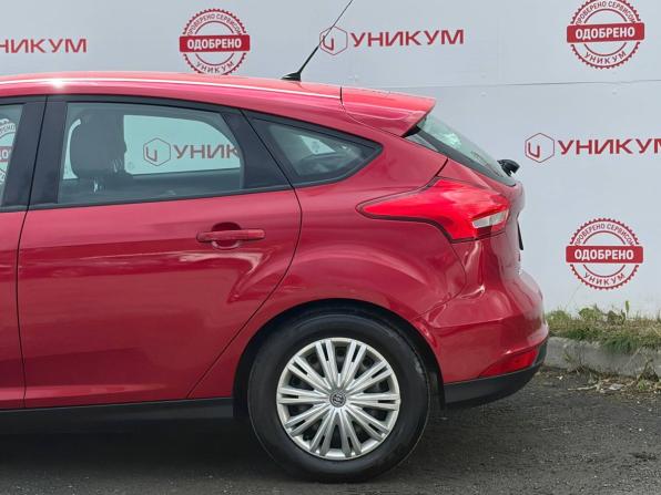 Ford Focus III Рестайлинг с пробегом 2016 года, цена 979 000 рублей, 134030 км, хэтчбек, Автокод Объявления