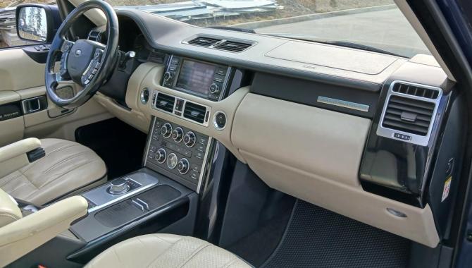 Land Rover Range Rover III Рестайлинг 2 с пробегом 2012 года, цена 1 695 000 рублей, 299354 км, внедорожник, Автокод Объявления