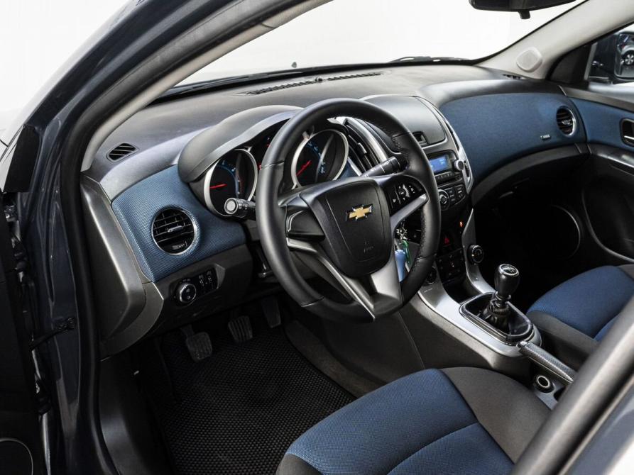 Chevrolet Cruze I Рестайлинг Тюмень  - изображение 10
