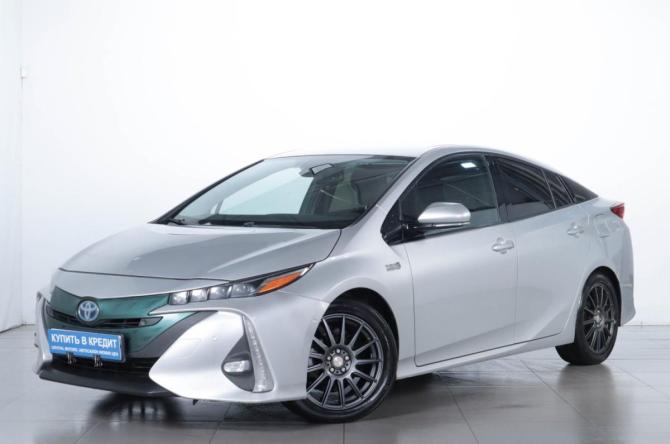 Toyota Prius IV (XW50) с пробегом 2017 года, цена 2 449 000 рублей, 308000 км, лифтбек, Автокод Объявления