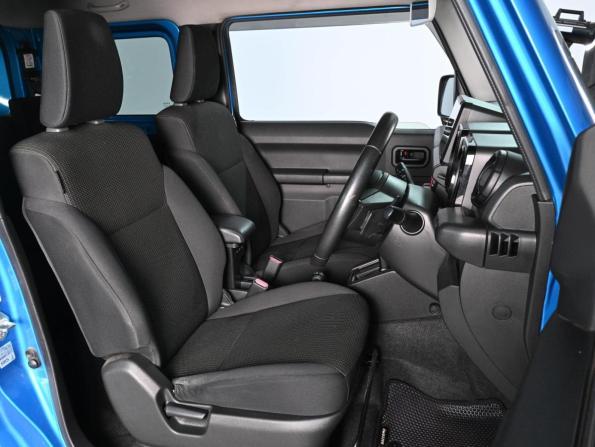 Suzuki Jimny IV с пробегом 2019 года, цена 1 999 000 рублей, 36008 км, внедорожник, Автокод Объявления