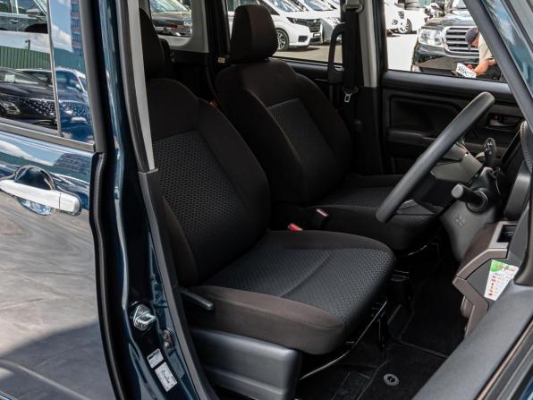 Toyota Roomy I Рестайлинг с пробегом 2020 года, цена 1 170 000 рублей, 80890 км, микровэн, Автокод Объявления