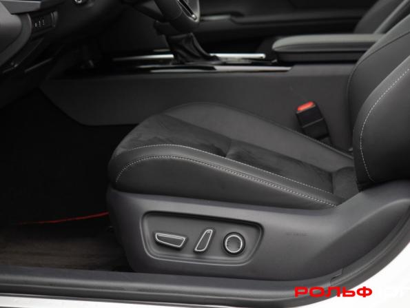 Toyota Camry IX (XV80) China Market с пробегом 2026 года, цена 4 398 000 рублей, 1005 км, седан, Автокод Объявления