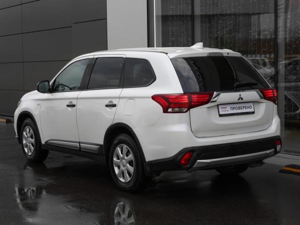 Mitsubishi Outlander III Рестайлинг 2 с пробегом 2017 года, цена 1 498 000 рублей, 194675 км, внедорожник, Автокод Объявления
