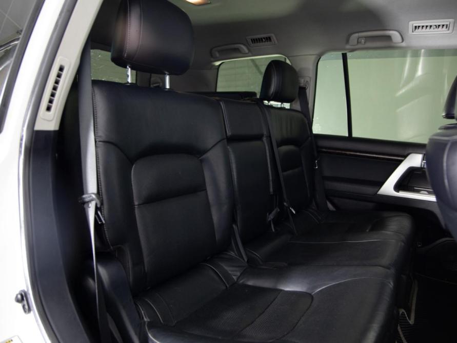 Toyota Land Cruiser 200 Series Рестайлинг 1 Санкт-Петербург  - изображение 13