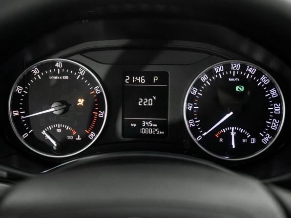 Skoda Octavia II (A5) Рестайлинг с пробегом 2012 года, цена 988 500 рублей, 108825 км, лифтбек, Автокод Объявления