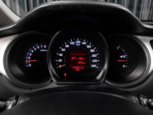 Kia Ceed II Рестайлинг с пробегом 2016 года, цена 1 019 000 рублей, 170251 км, хэтчбек, Автокод Объявления