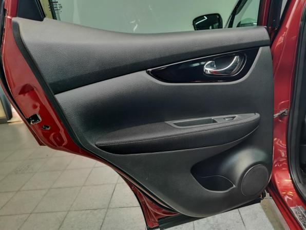 Nissan Qashqai II с пробегом 2016 года, цена 1 680 000 рублей, 146609 км, внедорожник, Автокод Объявления