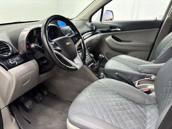 Chevrolet Orlando I с пробегом 2012 года, цена 850 000 рублей, 280208 км, компактвэн, Автокод Объявления
