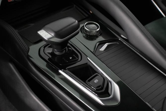 Geely Monjaro I с пробегом 2023 года, цена 3 044 900 рублей, 109741 км, внедорожник, Автокод Объявления