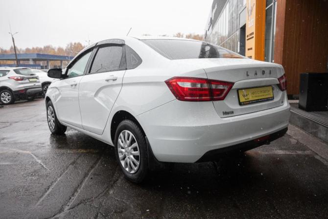 Lada (ВАЗ) Vesta I с пробегом 2017 года, цена 645 000 рублей, 116000 км, седан, Автокод Объявления