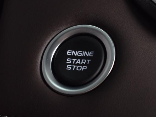 Geely Monjaro I Рестайлинг 2 с пробегом 2026 года, цена 3 989 995 рублей, 21 км, внедорожник, Автокод Объявления