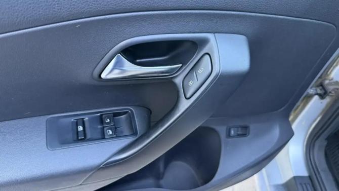 Volkswagen Polo V с пробегом 2011 года, цена 584 000 рублей, 223881 км, седан, Автокод Объявления