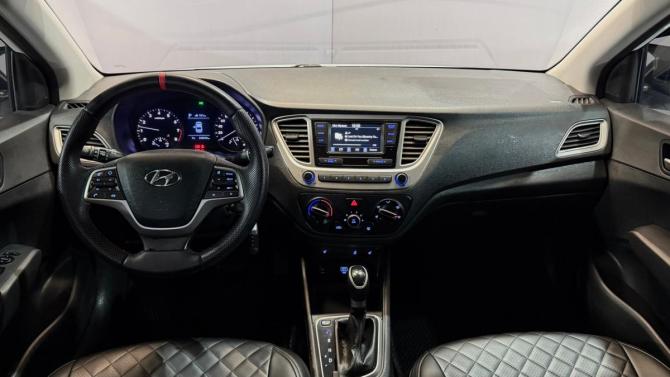 Hyundai Solaris II Рестайлинг с пробегом 2020 года, цена 1 220 000 рублей, 228000 км, седан, Автокод Объявления