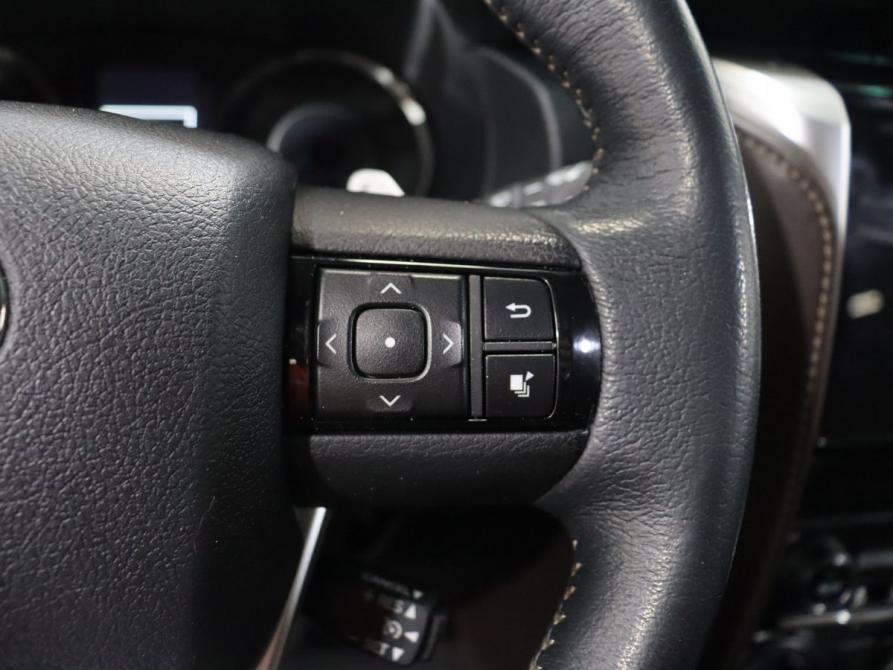 Toyota Fortuner II Москва  - изображение 16