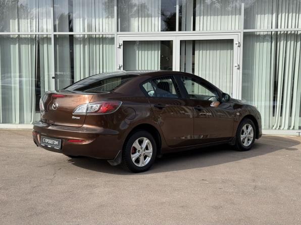 Mazda 3 II (BL) Рестайлинг с пробегом 2013 года, цена 749 000 рублей, 244526 км, седан, Автокод Объявления