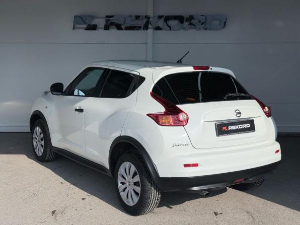 Nissan Juke I с пробегом 2012 года, цена 1 079 000 рублей, 141000 км, внедорожник, Автокод Объявления