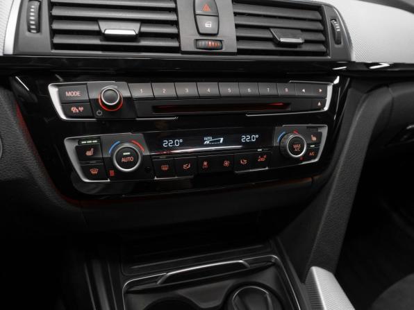 BMW 3 серии VI (F3x) Рестайлинг с пробегом 2016 года, цена 2 050 000 рублей, 165287 км, седан, Автокод Объявления