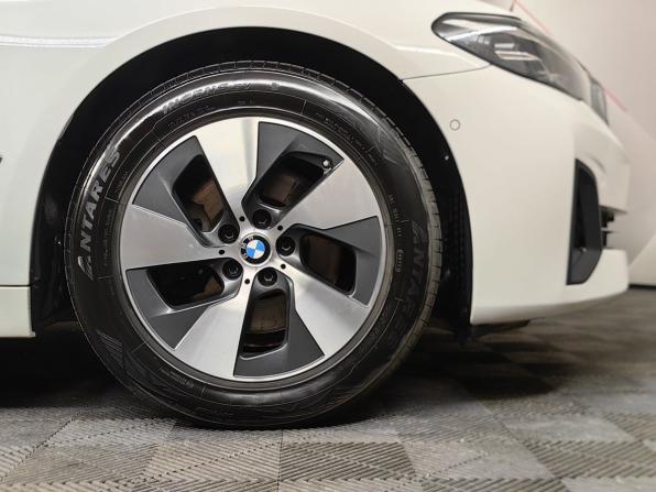 BMW 5 серии VII (G30/G31/G38) Рестайлинг с пробегом 2022 года, цена 3 297 000 рублей, 89493 км, универсал, Автокод Объявления