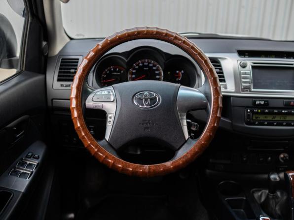 Toyota Hilux VII Рестайлинг с пробегом 2015 года, цена 3 070 000 рублей, 271891 км, offers.body_type.unknown, Автокод Объявления