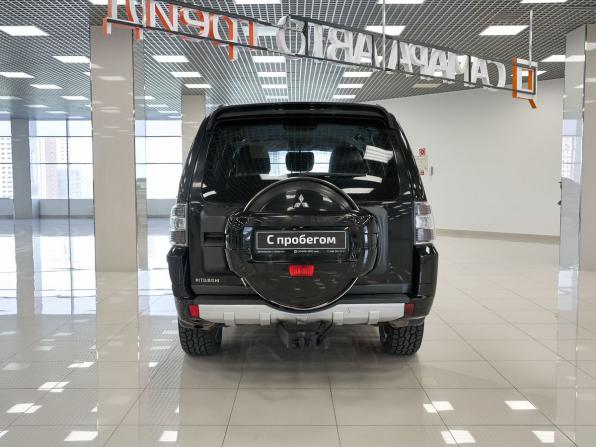 Mitsubishi Pajero IV Рестайлинг 1 с пробегом 2012 года, цена 1 819 000 рублей, 196145 км, внедорожник, Автокод Объявления