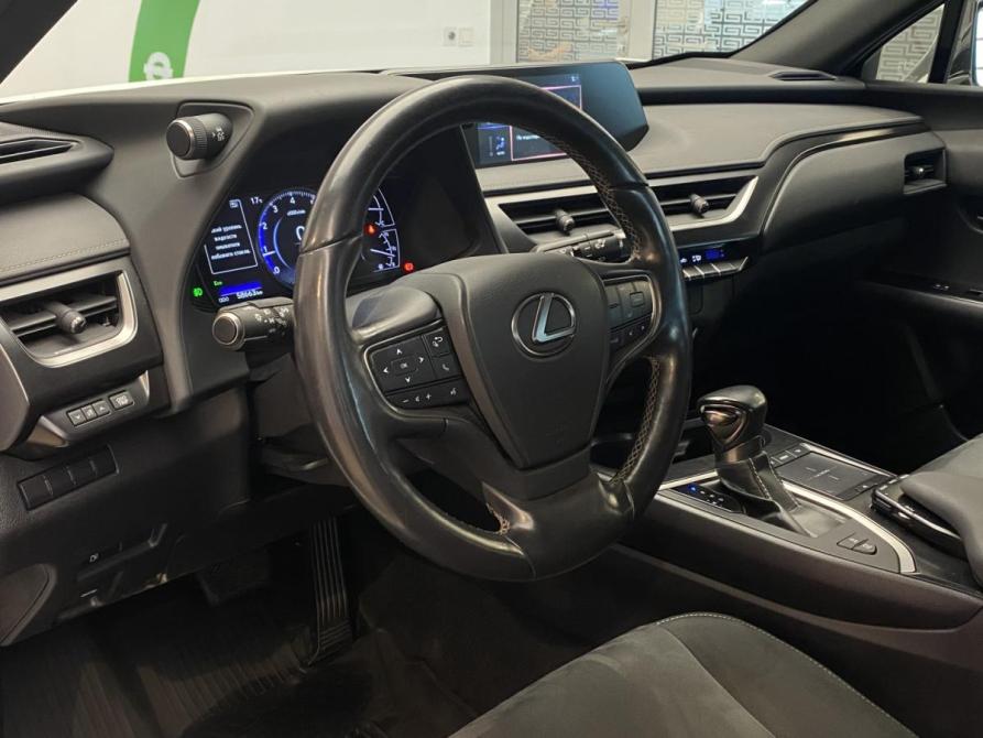 Lexus UX I Москва  - изображение 13
