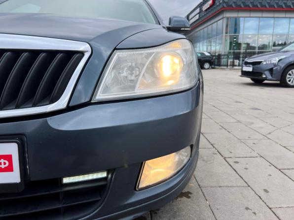 Skoda Octavia II (A5) Рестайлинг с пробегом 2010 года, цена 900 000 рублей, 150521 км, лифтбек, Автокод Объявления