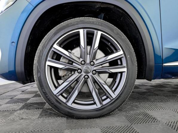 Geely Monjaro I с пробегом 2023 года, цена 2 950 000 рублей, 91134 км, внедорожник, Автокод Объявления