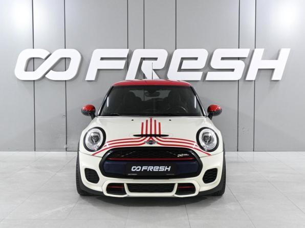 Mini Hatch III (F55/F56) с пробегом 2016 года, цена 2 229 000 рублей, 191512 км, хэтчбек, Автокод Объявления