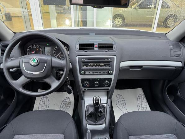 Skoda Octavia II (A5) Рестайлинг с пробегом 2012 года, цена 765 000 рублей, 161298 км, лифтбек, Автокод Объявления