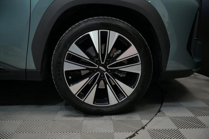 Geely Boyue L II с пробегом 2025 года, цена 2 988 000 рублей, 24100 км, внедорожник, Автокод Объявления