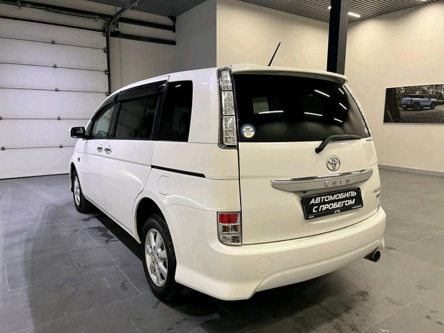 Toyota ISis I Рестайлинг Новосибирск  - изображение 4