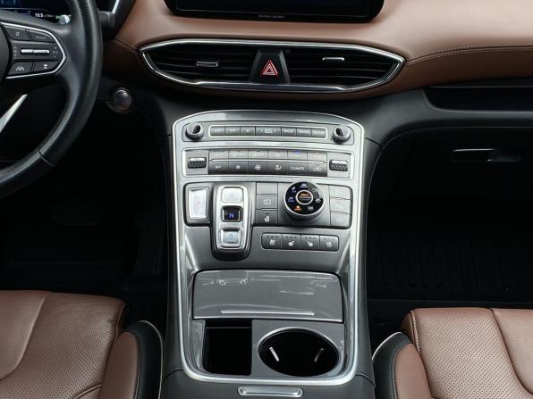Hyundai Santa Fe IV Рестайлинг с пробегом 2021 года, цена 3 799 000 рублей, 103800 км, внедорожник, Автокод Объявления