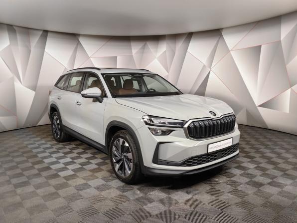 Skoda Kodiaq II с пробегом 2025 года, цена 5 040 000 рублей, 7938 км, внедорожник, Автокод Объявления