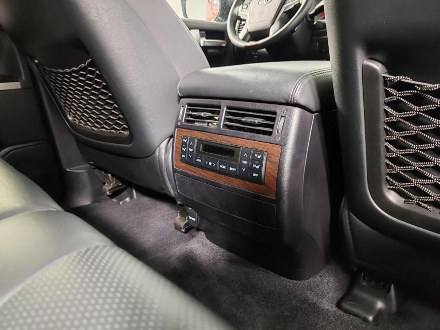 Toyota Land Cruiser 200 Series Рестайлинг 2 Москва  - изображение 23