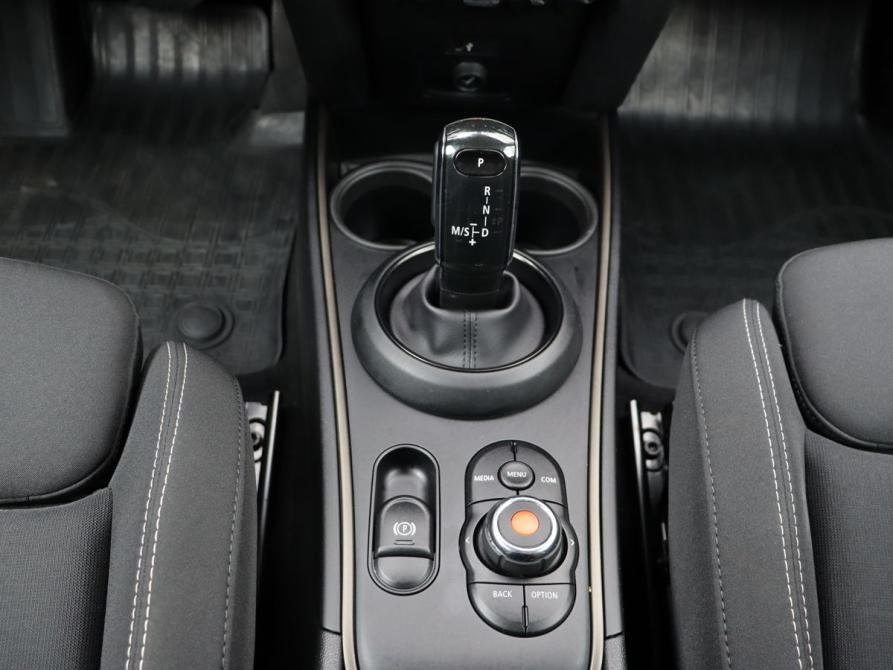 Mini Countryman II Рестайлинг Москва  - изображение 18