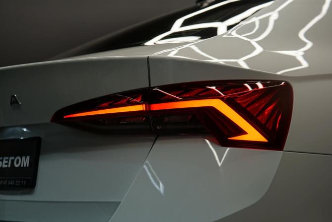 Skoda Octavia IV (A8) с пробегом 2020 года, цена 2 235 000 рублей, 130000 км, лифтбек, Автокод Объявления