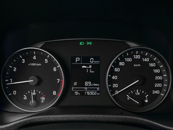 Hyundai Elantra VI (AD) с пробегом 2016 года, цена 1 430 000 рублей, 176902 км, седан, Автокод Объявления