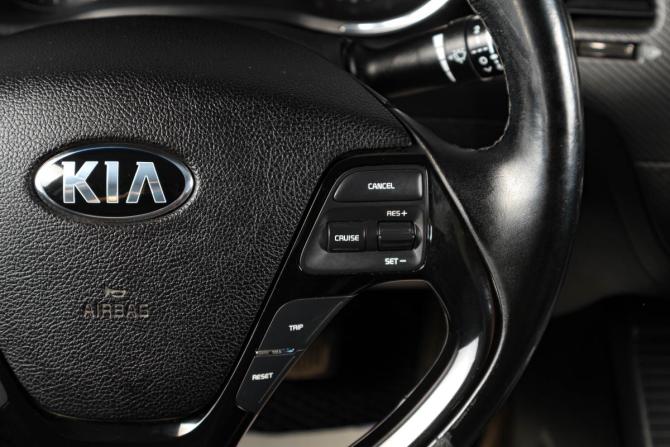 Kia Cerato III Рестайлинг (Classic) с пробегом 2017 года, цена 1 429 000 рублей, 176400 км, седан, Автокод Объявления