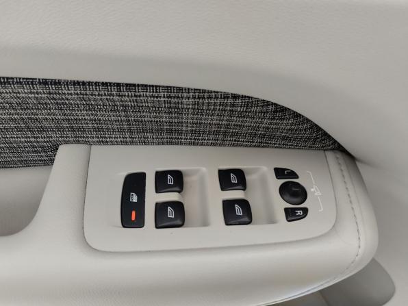 Volvo XC60 II с пробегом 2018 года, цена 3 140 000 рублей, 89898 км, внедорожник, Автокод Объявления