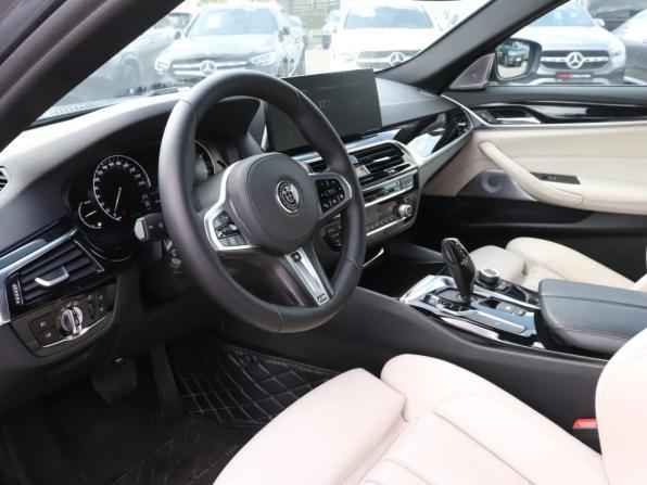 BMW 5 серии VII (G30/G31/G38) с пробегом 2018 года, цена 2 990 000 рублей, 216719 км, седан, Автокод Объявления