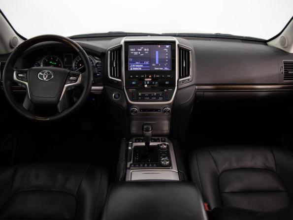 Toyota Land Cruiser 200 Series Рестайлинг 2 с пробегом 2016 года, цена 6 499 000 рублей, 155037 км, внедорожник, Автокод Объявления