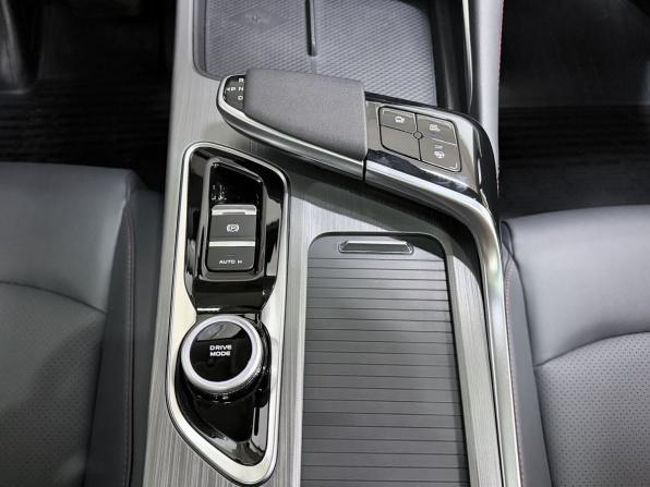 Changan UNI-T I с пробегом 2023 года, цена 2 080 000 рублей, 67234 км, внедорожник, Автокод Объявления